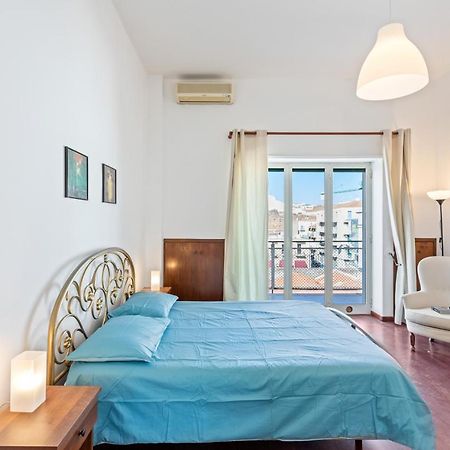 Liberta Frame Apartment With Terrace And Etna View Catania Luaran gambar