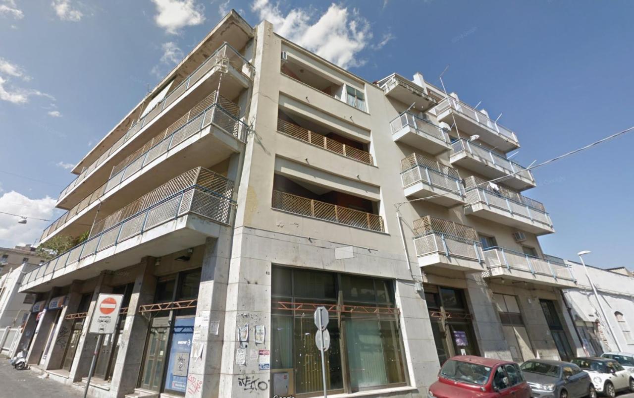 Liberta Frame Apartment With Terrace And Etna View Catania Luaran gambar