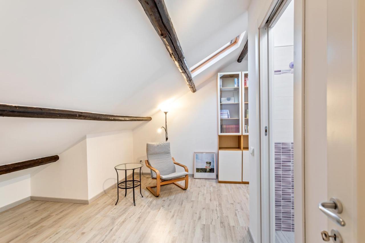 Liberta Frame Apartment With Terrace And Etna View Catania Luaran gambar
